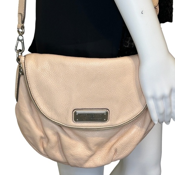Marc By Marc Jacobs Handbags - Marc Jacobs Authentic Natasha Nude/Pale Pink Pebbled Leather Handbag